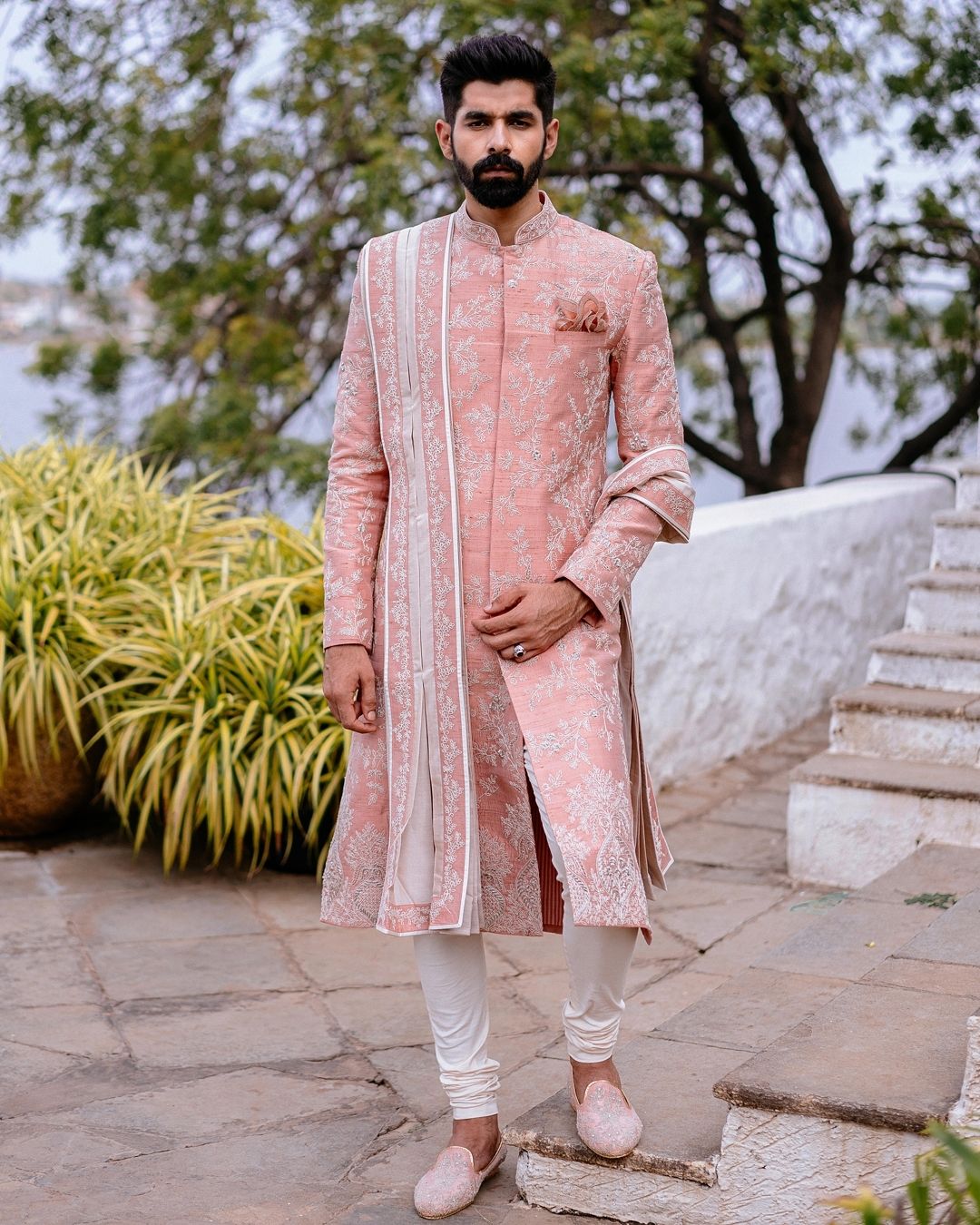 Sherwani dress for clearance marriage